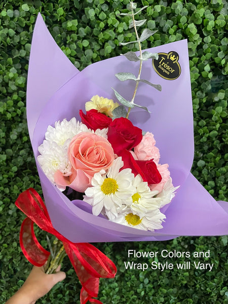 Flores Amarillas Lovely Assorted Bouquet